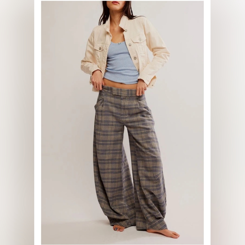 Tegan Wide Leg Pants

Free People.